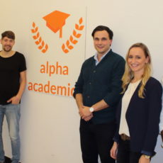 Verzögerung beim Bearbeiten von Anfragen und E-Mails / Assistenzkräfte gesucht Verzögerung beim Bearbeiten von Anfragen und E-Mails / Assistenzkräfte gesucht